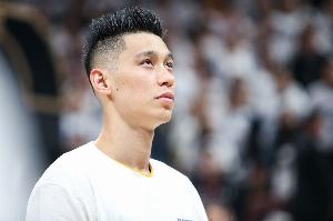 征战NBA共9载!林书豪生涯总薪资约为6571.1万美元 征战NBA共9载!林书豪生涯总薪资约为6571.1万美元