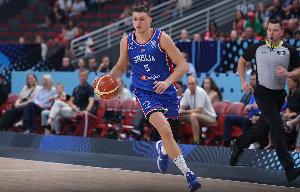 状态全无!约维奇28分钟3中0仅靠罚球得1分 另有2板2助1断1帽 状态全无!约维奇28分钟3中0仅靠罚球得1分 另有2板2助1断1帽