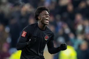 记者:维拉中场阿马杜-奥纳纳腿筋受伤,缺席与水晶宫的比赛 记者:维拉中场阿马杜-奥纳纳腿筋受伤,缺席与水晶宫的比赛