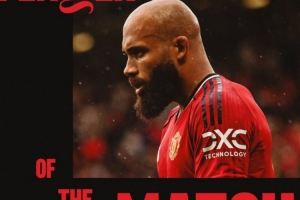 贡献进球,曼联官方:姆伯莫当选曼联3-2伯恩利队内最佳球员 贡献进球,曼联官方:姆伯莫当选曼联3-2伯恩利队内最佳球员