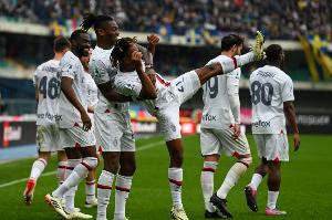 佩杜拉:米兰前锋丘库埃泽已前往伦敦报到,富勒姆即将签下他 佩杜拉:米兰前锋丘库埃泽已前往伦敦报到,富勒姆即将签下他