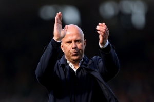 斯洛特:好险!我们给了阿森纳那么多定位球,最终却以定位球制胜 斯洛特:好险!我们给了阿森纳那么多定位球,最终却以定位球制胜