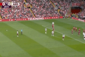 皇马:找谁说理?🤬赖斯任意球攻门,皮球飞了七八层楼那么高 皇马:找谁说理?🤬赖斯任意球攻门,皮球飞了七八层楼那么高