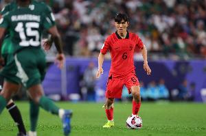 荷兰媒体:富勒姆有意韩国国脚黄仁范,准备向费耶诺德报价 荷兰媒体:富勒姆有意韩国国脚黄仁范,准备向费耶诺德报价