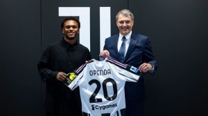 官方:尤文签下25岁前锋奥蓬达,租借+买断总价可达4640万欧 官方:尤文签下25岁前锋奥蓬达,租借+买断总价可达4640万欧