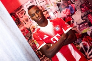 1650万租借&6500万买断,德国评论员:杰克逊太贵,他又不是凯恩 1650万租借&6500万买断,德国评论员:杰克逊太贵,他又不是凯恩