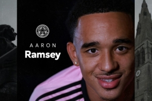 官方:伯恩利中场阿隆-拉姆塞租借加盟莱斯特城,租期一个赛季 官方:伯恩利中场阿隆-拉姆塞租借加盟莱斯特城,租期一个赛季