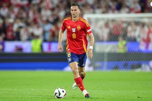 西班牙国家队官方:法比安因肌肉不适退出本期集训 西班牙国家队官方:法比安因肌肉不适退出本期集训