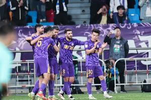 天津日报:津门虎前天收假开练,争给2025赛季做好收官 天津日报:津门虎前天收假开练,争给2025赛季做好收官