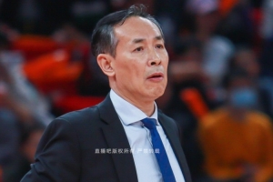 许利民:赵睿的加盟 增强了冲冠的信心 全运会让球队备战时间不足 许利民:赵睿的加盟 增强了冲冠的信心 全运会让球队备战时间不足