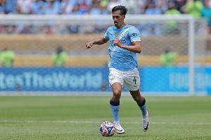 赖因德斯:目前在曼城进展不错,从米兰搬到曼彻斯特是很大的转变 赖因德斯:目前在曼城进展不错,从米兰搬到曼彻斯特是很大的转变