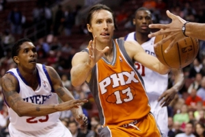 贝弗利:纳什传球后队友运3次都算助攻 接球2秒后出手都不该算 贝弗利:纳什传球后队友运3次都算助攻 接球2秒后出手都不该算