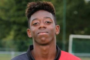 接到金球奖电话了?登贝莱晒少年时的自己 BGM:“见证梦想成真” 接到金球奖电话了?登贝莱晒少年时的自己 BGM:“见证梦想成真”