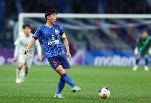 记者:上海申花今日重新集结,球队将在周六与广西平果进行教学赛 记者:上海申花今日重新集结,球队将在周六与广西平果进行教学赛