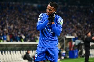 记者:米内罗已经返回康桥基地,将开启新一阶段康复训练 记者:米内罗已经返回康桥基地,将开启新一阶段康复训练