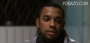 记者:罗比尼奥在狱中担任足球教练,囚犯因能接受他的训练而荣幸 记者:罗比尼奥在狱中担任足球教练,囚犯因能接受他的训练而荣幸