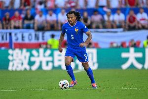 孔德:登贝莱和亚马尔都配得上金球奖荣誉 孔德:登贝莱和亚马尔都配得上金球奖荣誉