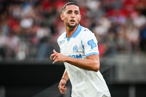 意媒:为了顺利转会米兰,拉比奥特放弃了150万欧的转会费分成 意媒:为了顺利转会米兰,拉比奥特放弃了150万欧的转会费分成