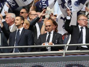 电讯报:列维离职肇始于今年年初,恩尼克集团否认可能出售热刺 电讯报:列维离职肇始于今年年初,恩尼克集团否认可能出售热刺