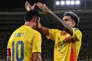 2014世界杯金靴+天外飞仙!J罗明年迎第三届世界杯,届时年满35岁 2014世界杯金靴+天外飞仙!J罗明年迎第三届世界杯,届时年满35岁