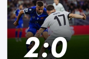 德国队史第二次世预赛净负至少2球,2001年主场1-5惨败英格兰 德国队史第二次世预赛净负至少2球,2001年主场1-5惨败英格兰