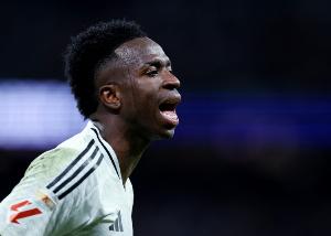 罗马诺:沙特今夏没报价过维尼修斯,皇马没打算放人球员也没想走 罗马诺:沙特今夏没报价过维尼修斯,皇马没打算放人球员也没想走