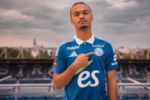 记者:斯特拉斯堡前锋塞库-马拉即将租借加盟欧塞尔 记者:斯特拉斯堡前锋塞库-马拉即将租借加盟欧塞尔