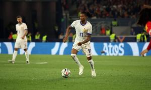 奥利塞打进个人职业生涯第50球,3球领跑2025法国队射手榜 奥利塞打进个人职业生涯第50球,3球领跑2025法国队射手榜