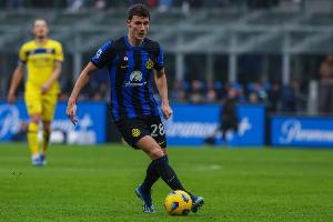 国米新闻网:帕瓦尔之所以能加盟马赛,全靠拉比奥特转会去了米兰 国米新闻网:帕瓦尔之所以能加盟马赛,全靠拉比奥特转会去了米兰