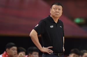 媒体人:U16男篮教练组在布局 王建军&刘鹏都带队打进过CBA四强 媒体人:U16男篮教练组在布局 王建军&刘鹏都带队打进过CBA四强