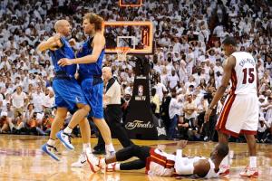 韦德:11年面对独行侠我们确实自大了 但我认为这种自大是必要的 韦德:11年面对独行侠我们确实自大了 但我认为这种自大是必要的