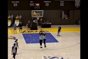 湖媒感慨:雷迪什当初曾在训练中1V1单挑爆了湖人全队 湖媒感慨:雷迪什当初曾在训练中1V1单挑爆了湖人全队