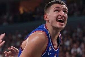 无缘欧锦赛8强!约维奇:我从比赛开始就没能进入状态 无缘欧锦赛8强!约维奇:我从比赛开始就没能进入状态