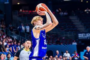 小马尔卡宁!记者称赞穆里宁:有基里连科的影子 天空是他的极限 小马尔卡宁!记者称赞穆里宁:有基里连科的影子 天空是他的极限