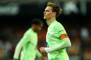 世体:弗里克不愿让德容冒险,球员预计将缺席对阵瓦伦西亚的比赛 世体:弗里克不愿让德容冒险,球员预计将缺席对阵瓦伦西亚的比赛