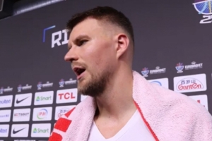 波津:我现在30岁 正是篮球运动员打出高水平篮球的最佳年纪 波津:我现在30岁 正是篮球运动员打出高水平篮球的最佳年纪