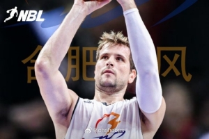 本赛季场均18.1分6.7板 媒体人:合肥狂风续约外援阿格拉瓦尼斯 本赛季场均18.1分6.7板 媒体人:合肥狂风续约外援阿格拉瓦尼斯