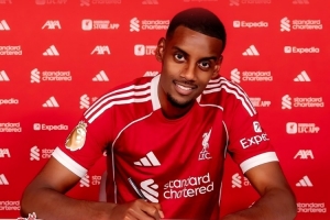 4.8亿买人傲视夏窗!TA评利物浦史诗一夏:组世界最强锋线之一 4.8亿买人傲视夏窗!TA评利物浦史诗一夏:组世界最强锋线之一