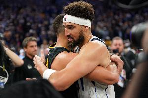 NBA历史仅4人生涯场均投6+三分且命中率40%+ 库里断档克莱稳居第2 NBA历史仅4人生涯场均投6+三分且命中率40%+ 库里断档克莱稳居第2