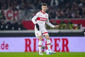 每体:皇马将24岁斯图加特中场斯蒂勒作为明夏引援目标 每体:皇马将24岁斯图加特中场斯蒂勒作为明夏引援目标