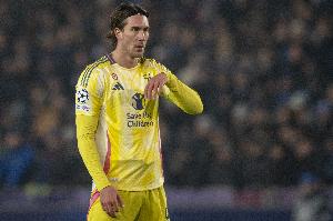 记者:尤文内部局势发生变化,弗拉霍维奇很快就会收到续约合同 记者:尤文内部局势发生变化,弗拉霍维奇很快就会收到续约合同