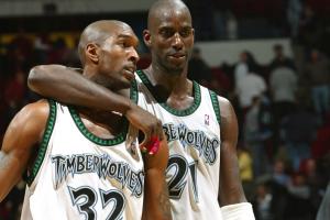 小卡结果将如何?森林狼2000年阴阳合同成为NBA管理层的永恒噩梦 小卡结果将如何?森林狼2000年阴阳合同成为NBA管理层的永恒噩梦