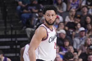 队记:尼克斯休赛期确实与西蒙斯进行了沟通 但从未提出正式报价 队记:尼克斯休赛期确实与西蒙斯进行了沟通 但从未提出正式报价