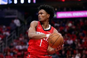 阿门-汤普森:每个赛季我都想赢得总冠军 每一年那都是我的目标 阿门-汤普森:每个赛季我都想赢得总冠军 每一年那都是我的目标