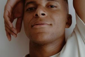 姆巴佩:今年我赢不了金球,登贝莱和阿什拉夫谁拿我都会非常高兴 姆巴佩:今年我赢不了金球,登贝莱和阿什拉夫谁拿我都会非常高兴