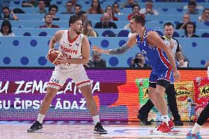 申京:对阵塞尔维亚那场是最难的 为他们遭遇伤病出局感到遗憾 申京:对阵塞尔维亚那场是最难的 为他们遭遇伤病出局感到遗憾