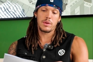 性情中人!赵探长采访戈登 后者揭秘成为NBA球员的原因 性情中人!赵探长采访戈登 后者揭秘成为NBA球员的原因