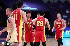 赵睿:目前的中国男篮离奥运会还有一定的距离 基本功等都需要练 赵睿:目前的中国男篮离奥运会还有一定的距离 基本功等都需要练