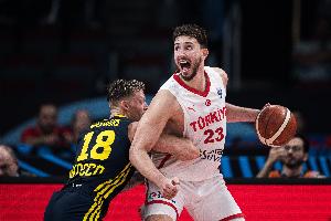 土耳其&德国暂时全胜!今年会出现本世纪第四支不败夺冠球队吗? 土耳其&德国暂时全胜!今年会出现本世纪第四支不败夺冠球队吗?