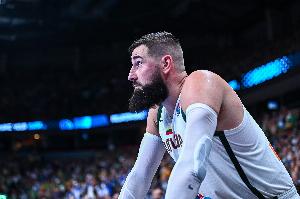 瓦兰丘纳斯:双方都战至最后一刻 希腊实力更强比我们表现更出色 瓦兰丘纳斯:双方都战至最后一刻 希腊实力更强比我们表现更出色